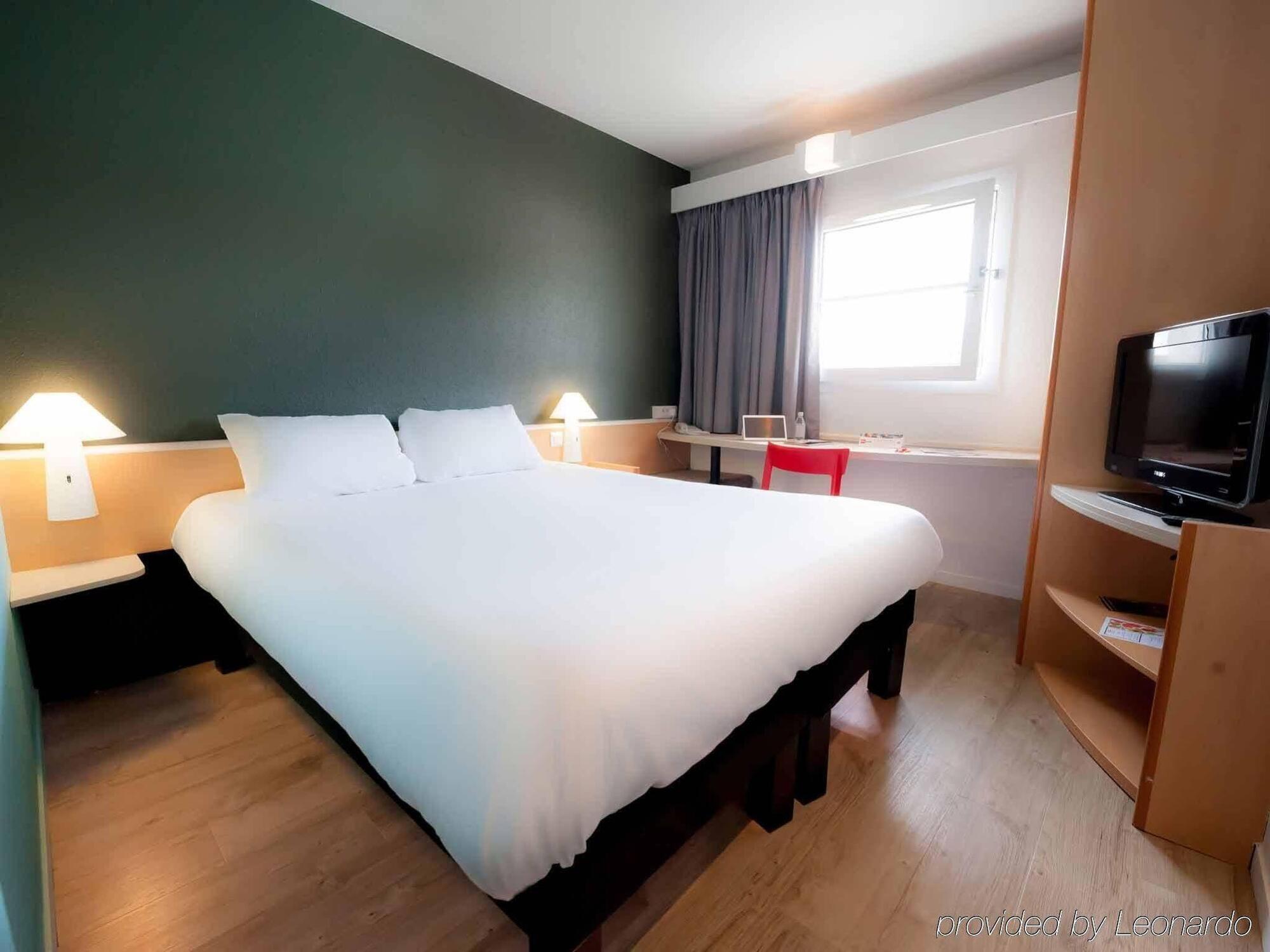 Ibis Nantes Treillieres Hotel Екстериор снимка